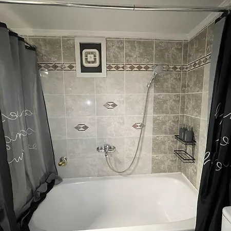 Apartamento Luxury Cityview With Garden